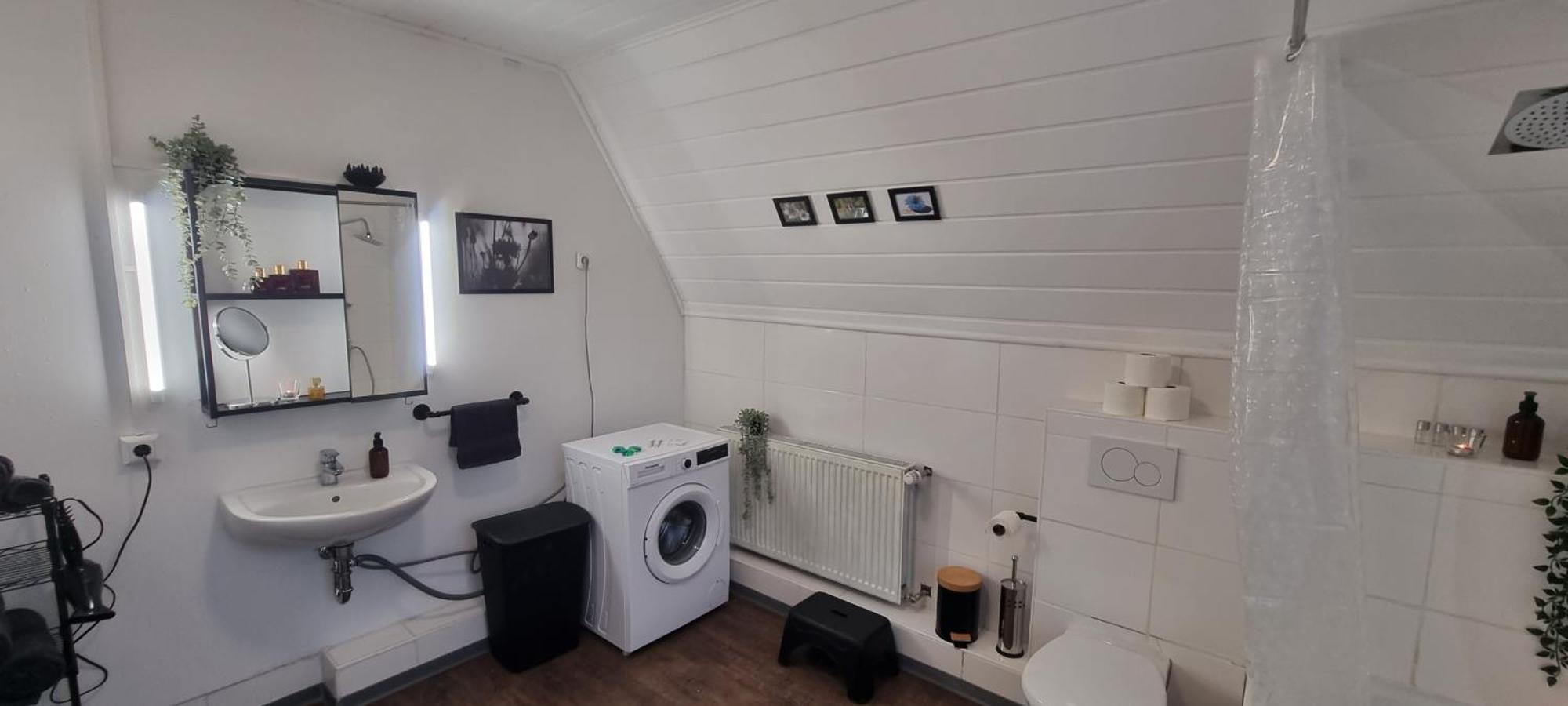 Nigella Apartment Direkt Am Hauptbahnhof Celle Fur 6 Personen Mit Kostenfreiem Parkplatz Voll Ausgestatteter Kuche Elite Standard Exterior foto