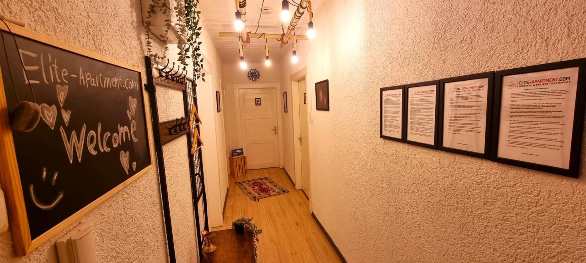 Nigella Apartment Direkt Am Hauptbahnhof Celle Fur 6 Personen Mit Kostenfreiem Parkplatz Voll Ausgestatteter Kuche Elite Standard Exterior foto