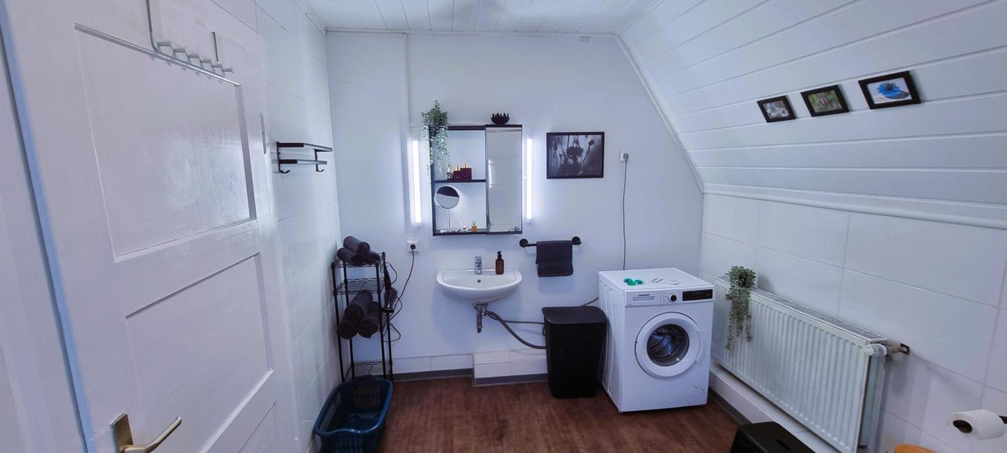 Nigella Apartment Direkt Am Hauptbahnhof Celle Fur 6 Personen Mit Kostenfreiem Parkplatz Voll Ausgestatteter Kuche Elite Standard Exterior foto